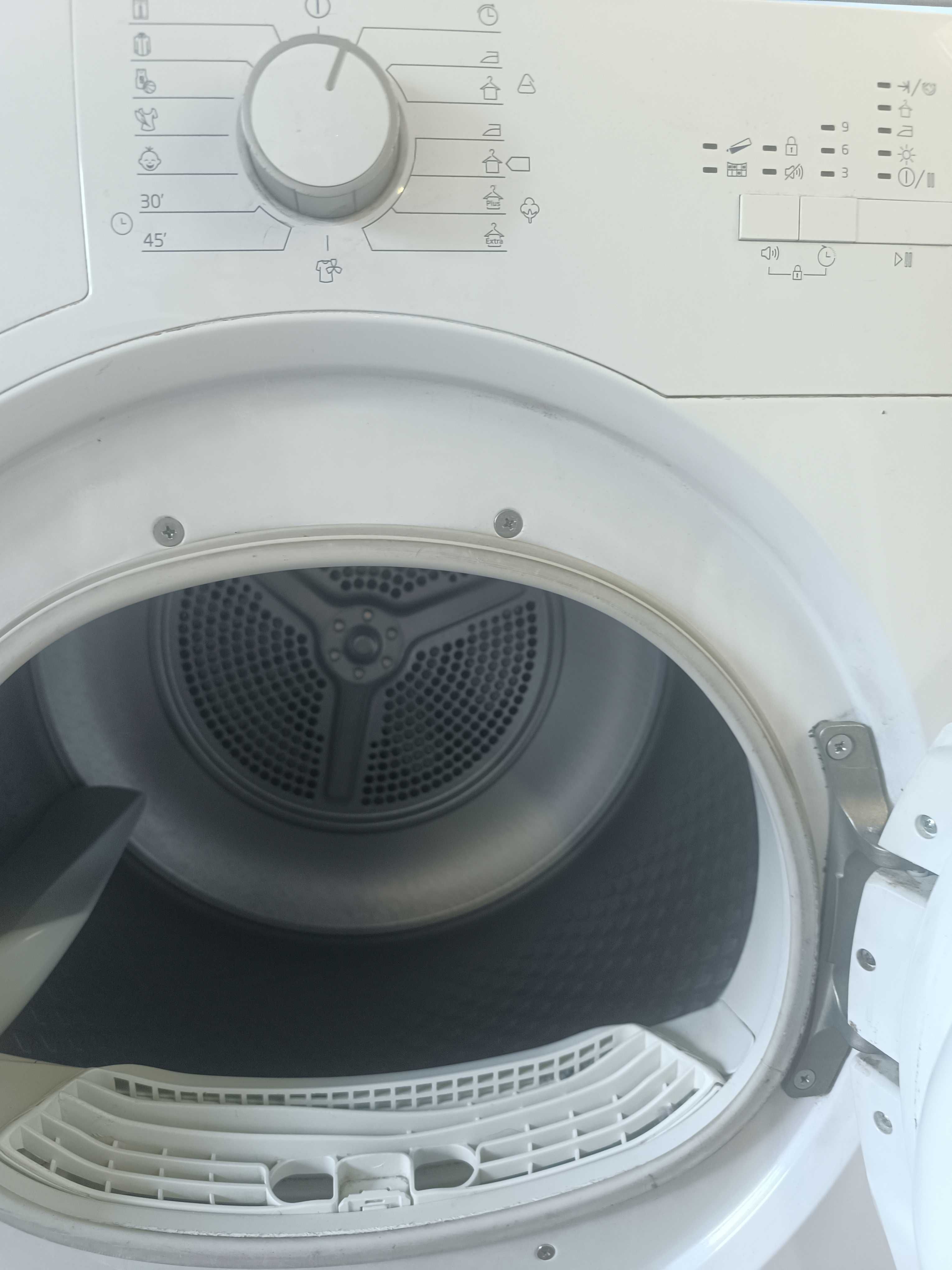 Máquina de secar roupa Beko com  Bomba de calor