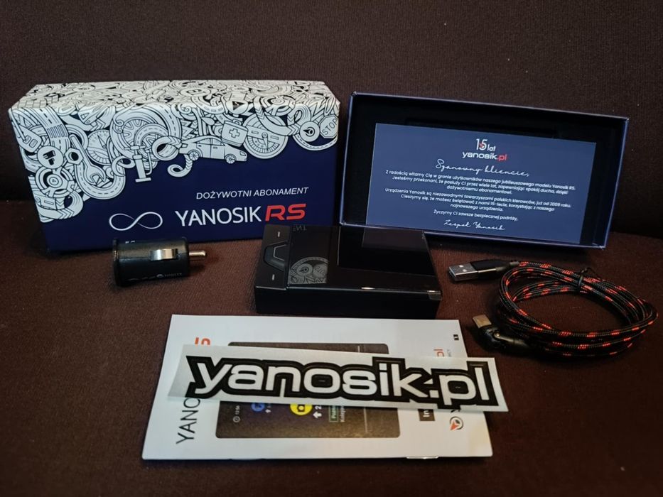 Yanosik RS z dożywotnim abonamentem