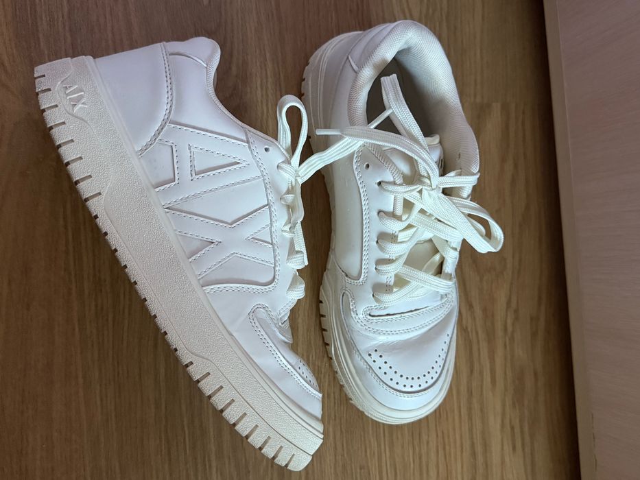 Білі кеди Armani Exchange