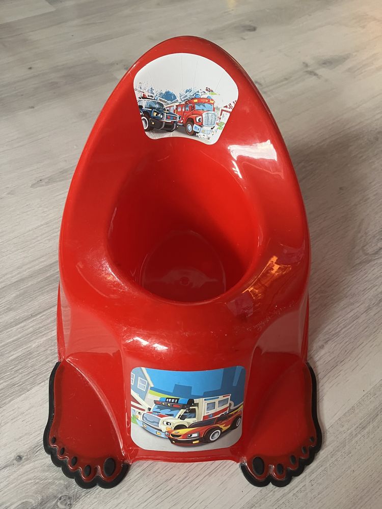 Nocnik auta czerwony