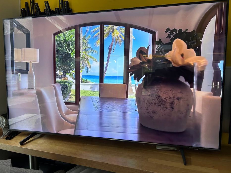 QLED Телевізор 43” Samsung 43Q60C, QE43Q60CAU
