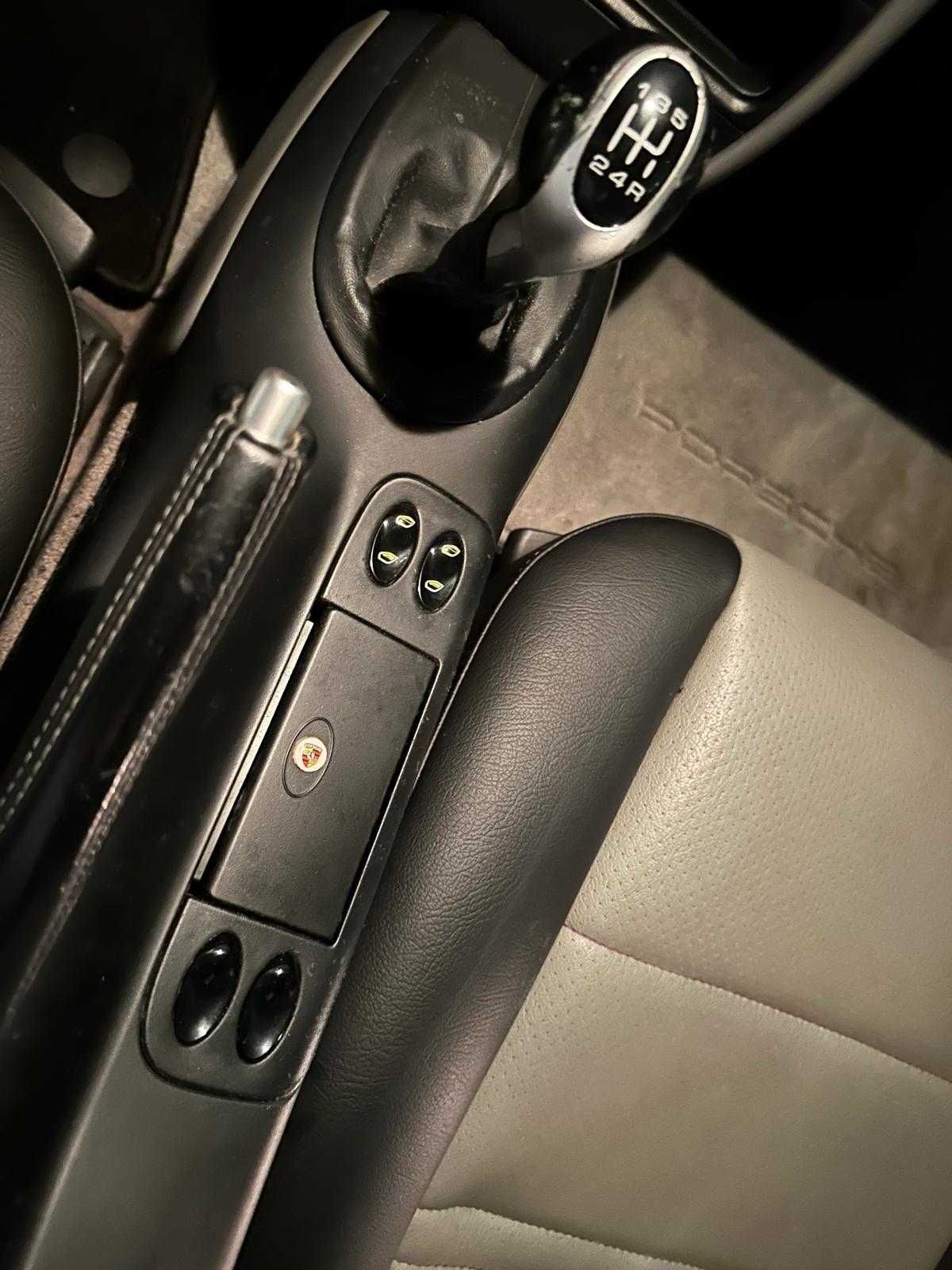 Porsche Boxster 2.7