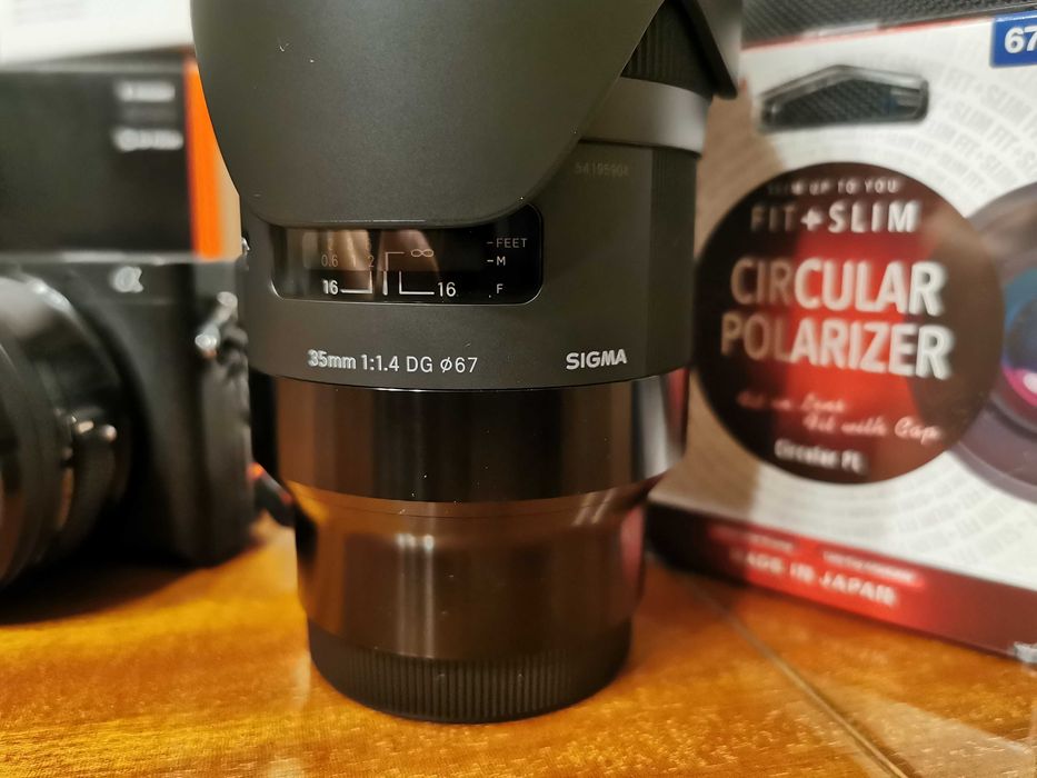 Bogaty zestaw Sony a6300, Sigma Art 35mm, Tamron 11-20mm