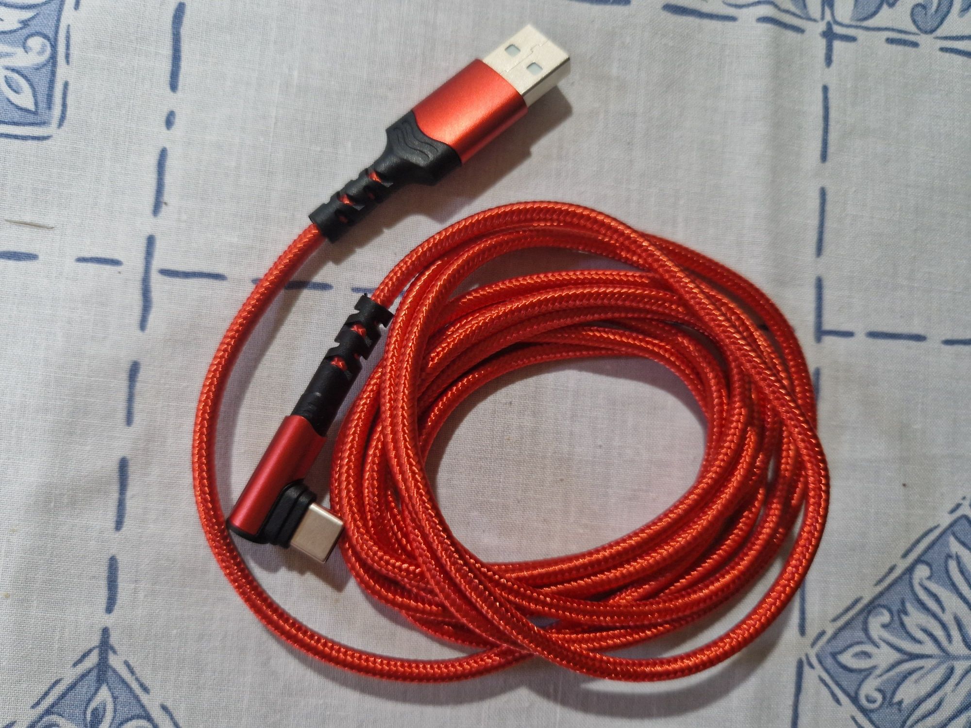 Carregador Tipo-C,  carregamento rápido.  Novo