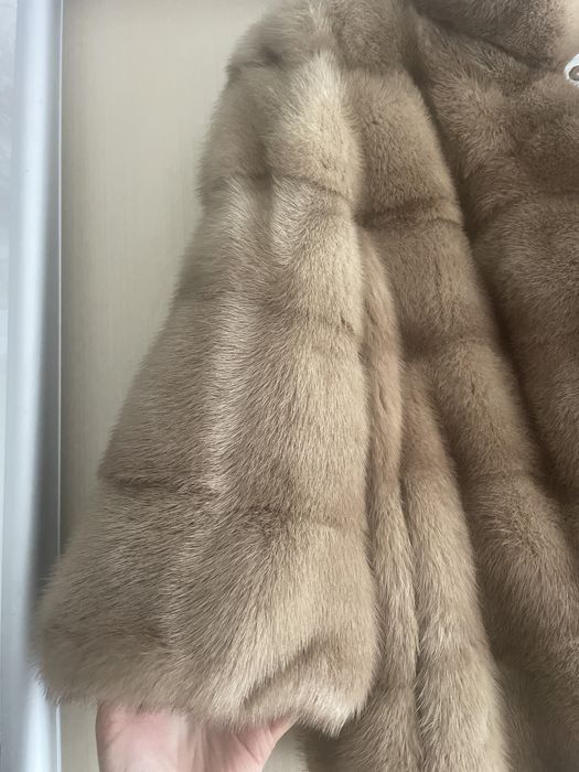 Шубка норкова. Нова.