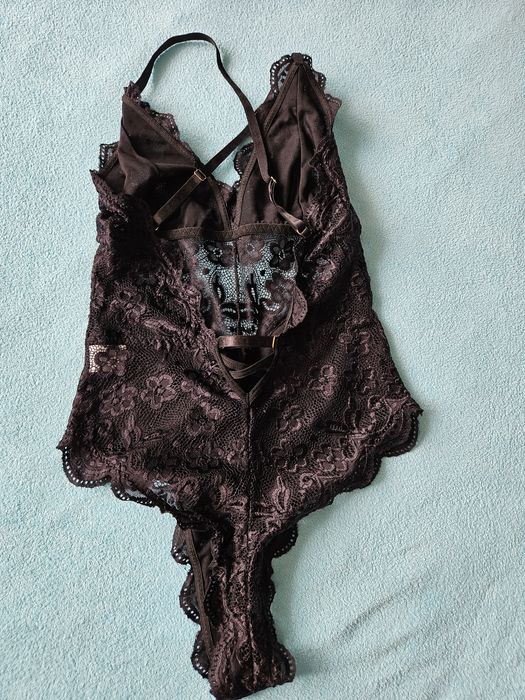 Seksowne, koronkowe body czarne NOWE