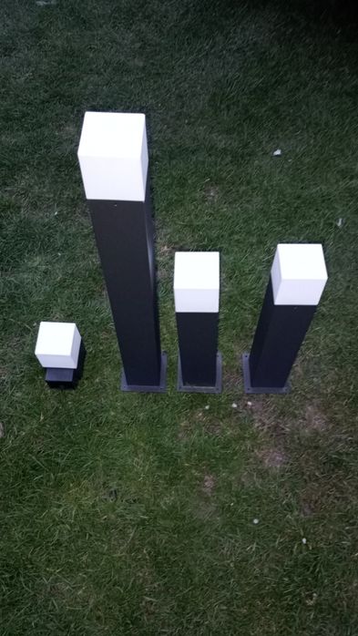 Zestaw lamp ogrodowych