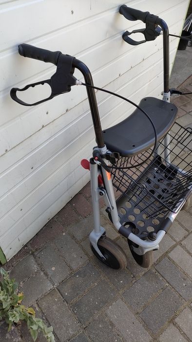 Chodzik, balkonik dla osoby niepełnosprawnej