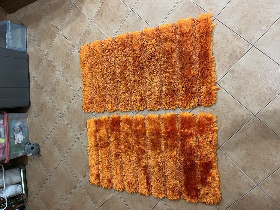 Tapetes Laranja Médios