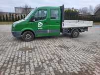 Volkswagen Crafter siedmioosobowy z paką