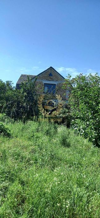 Продаж недобудованого будинку в Устимівці.