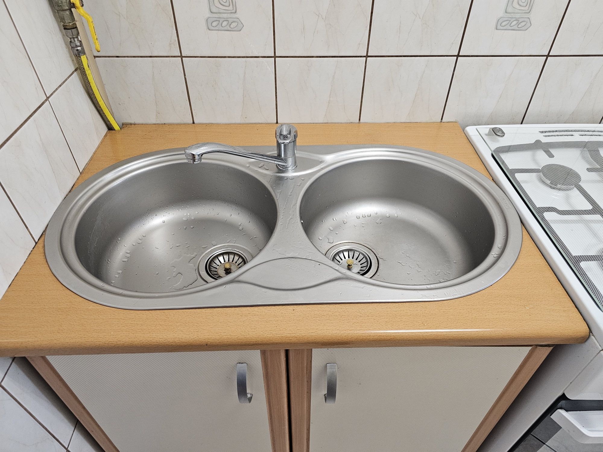 Zlewozmywak dwukomorowy Franke z baterią i syfonem