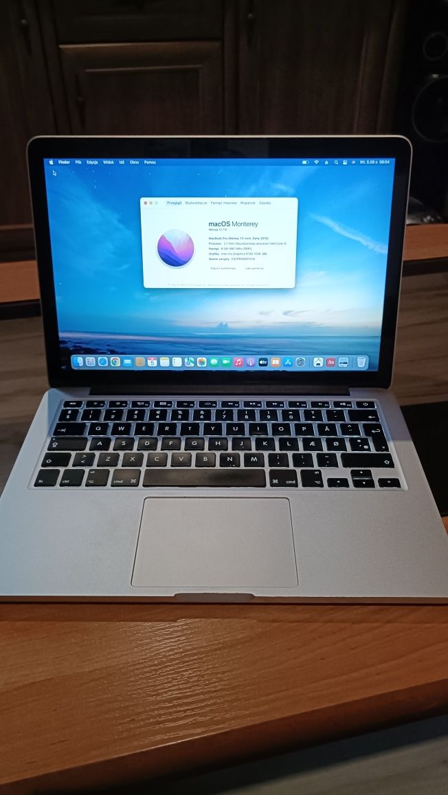 Laptop MacBook Pro A1502 ładny stan