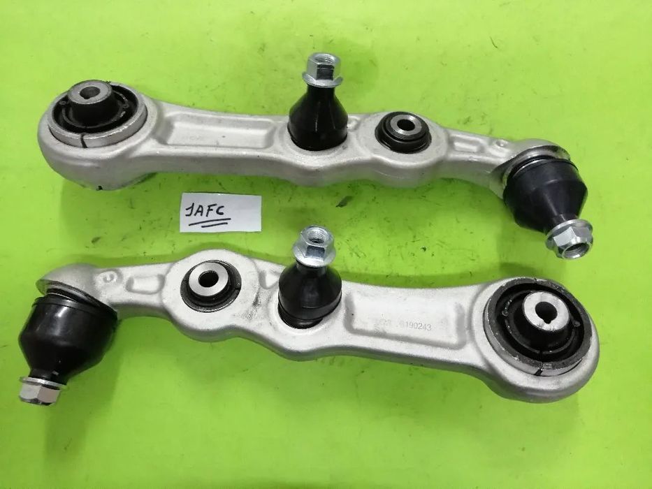 Braços da Suspensão de rotula dupla dos Mercedes Classe C Wdb205 NOVOS