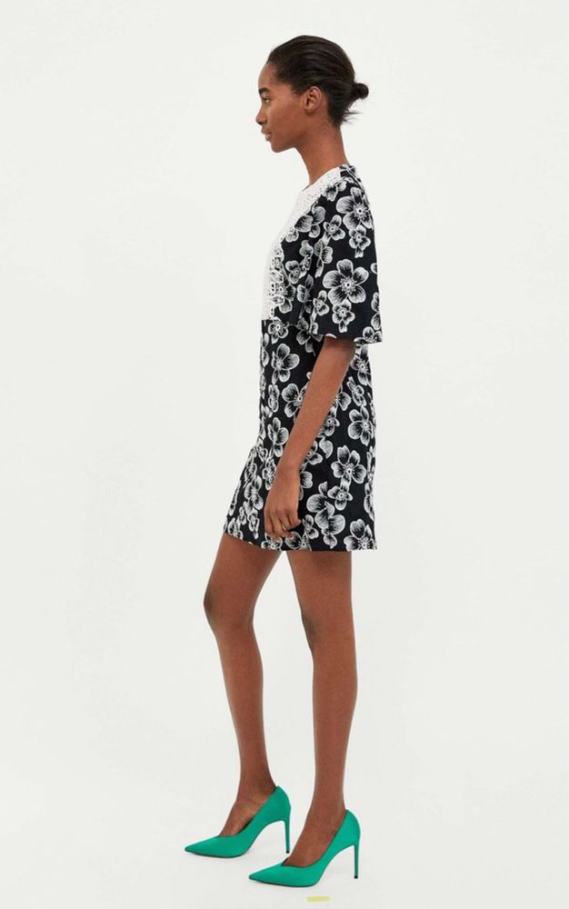 Zara вишита сукня