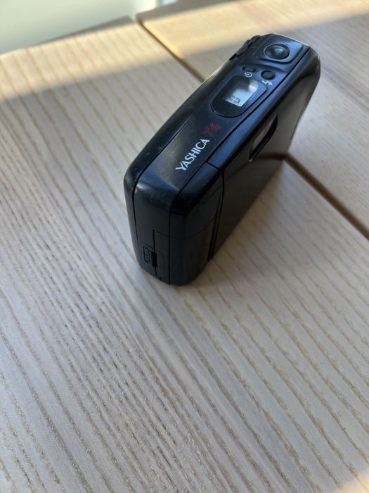 Yashika T4 - Point and Shoot - Máquina fotográfica