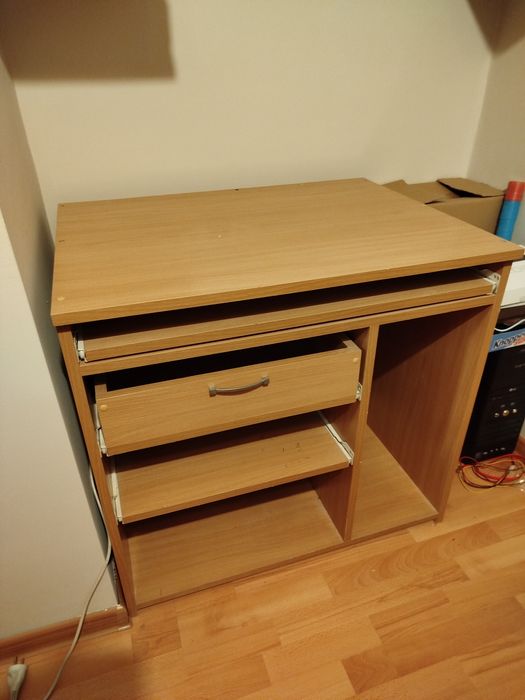 Biurko biurka stan dobry