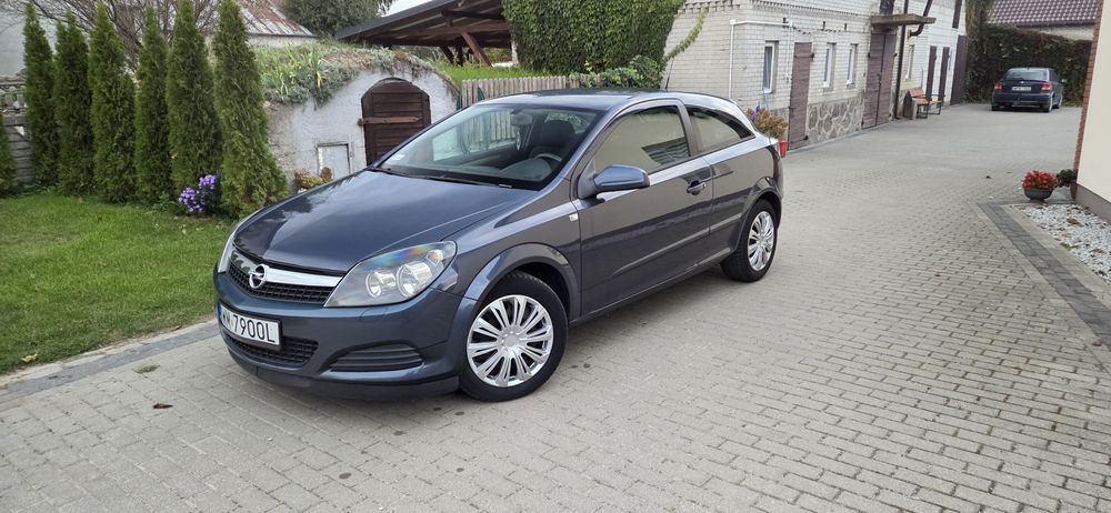Opel Astra H GTC 2009 rok !!