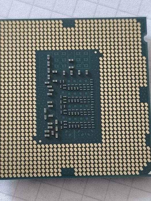 Procesor I7-4770  8x3,4(3,9 GHz w trybie turbo)