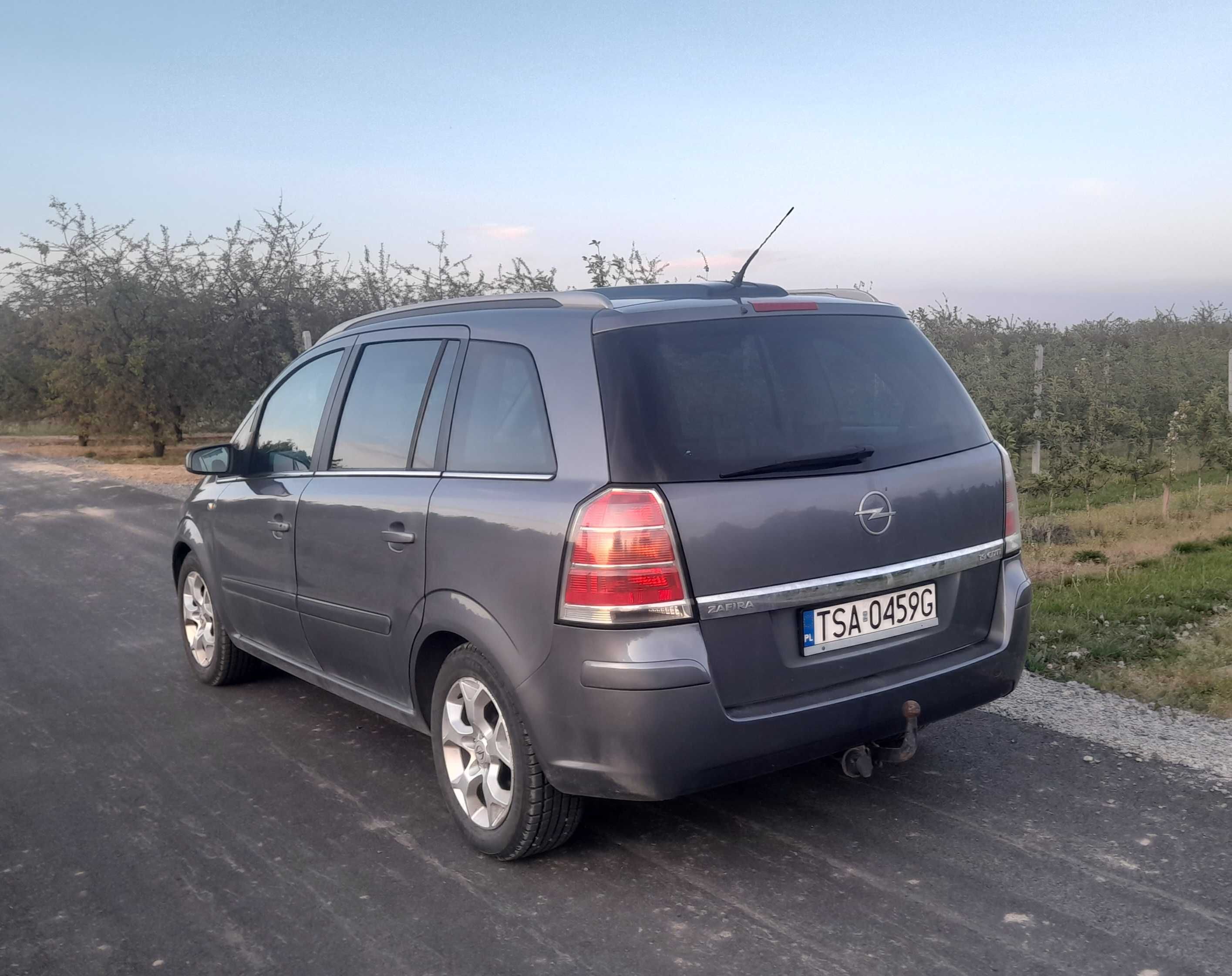 Sprzedam Opel Zafira 1.9