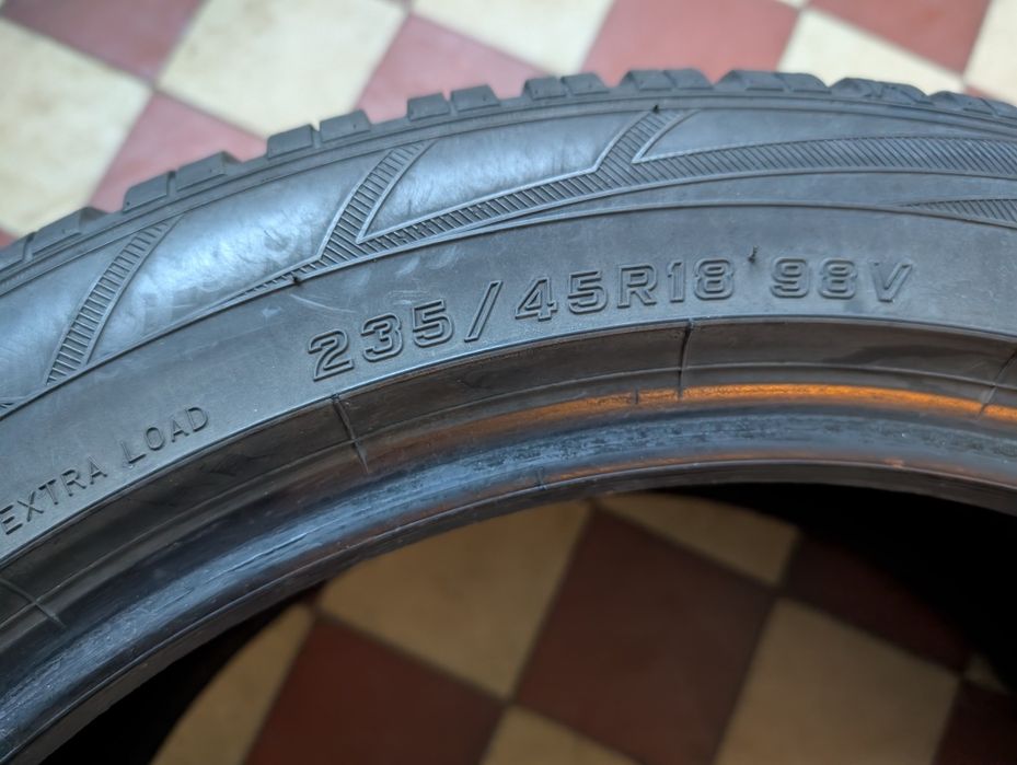 Falken Eurowinter HS01 235/45R18 98V XL #385