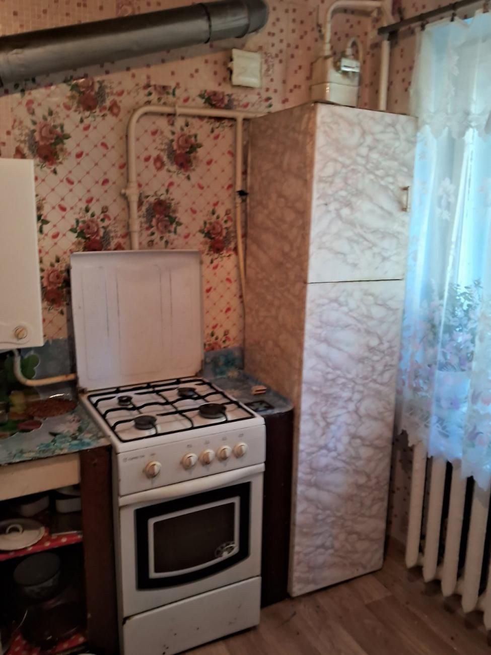 Продається однокімнатна квартира в зручному спальному райні Ракове.