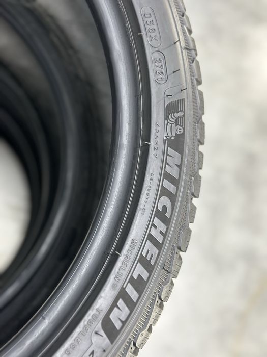 Зимові шини Michelin Pilot Alpin5 235/40 R18 95V XL MO1