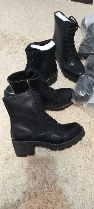 Женские ботинки 37 38