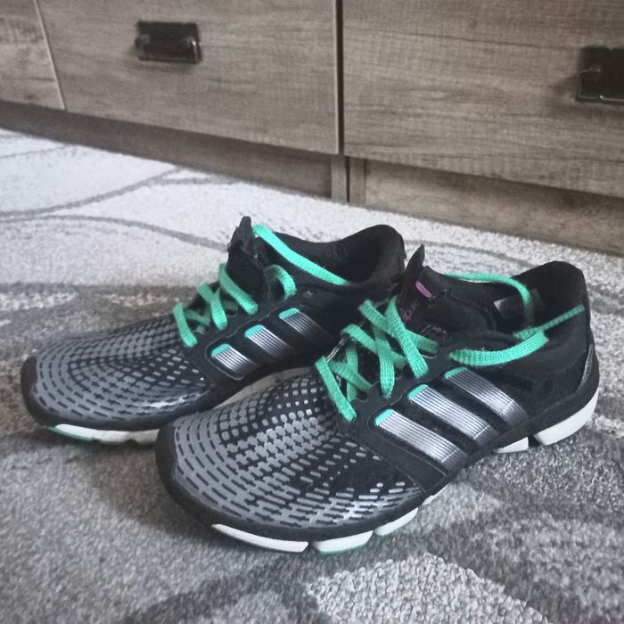 Buty Adidas 39 1/3 wkładka 24,5 cm super stan