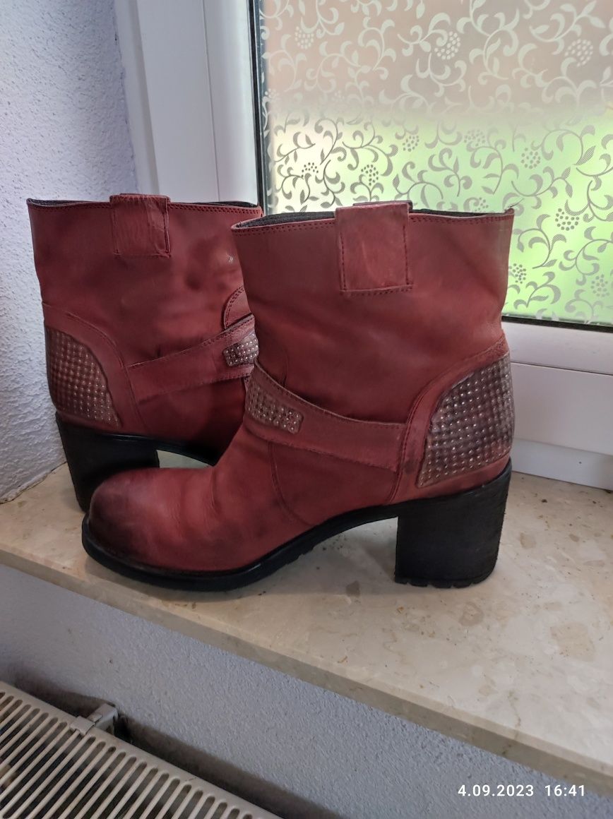Bordowe botki 40 wzuwane, za kostkę, biker