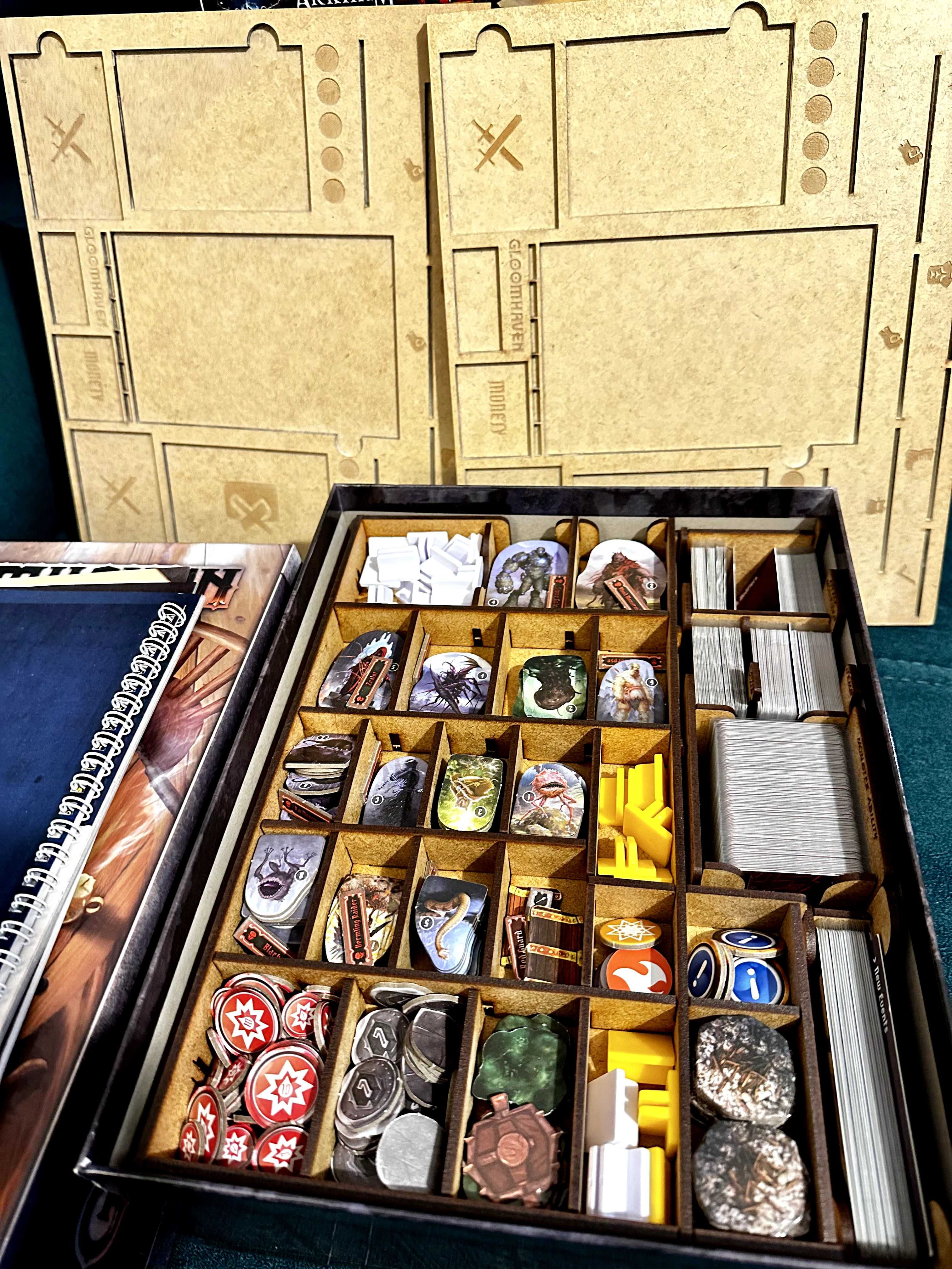 Gloomhaven Jaws of the Lion + insert + planszetki
