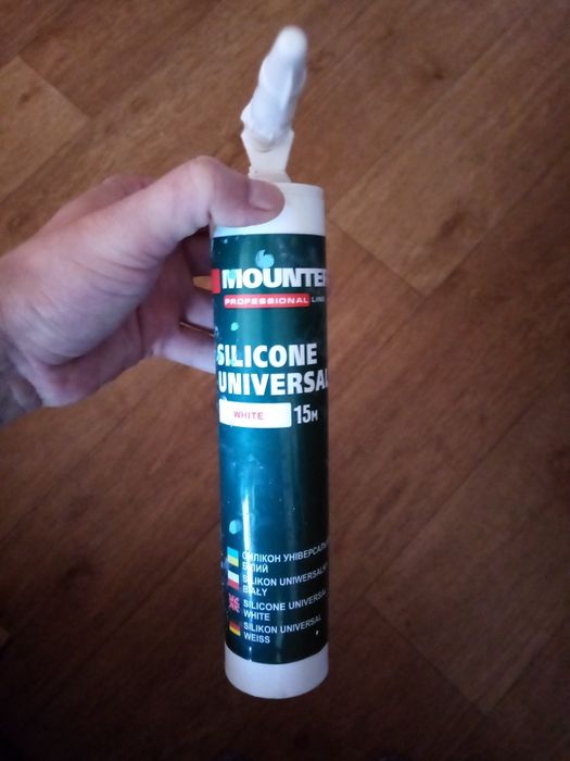 Белый герметик mounter