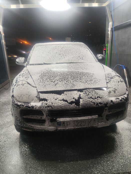 Продам porsche cayenne 4.5 газ бензин