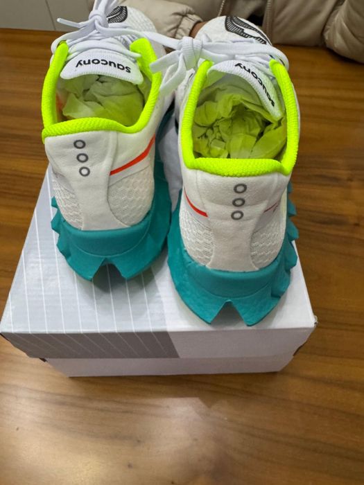 Sapatilhas saucony endorphine pro 4