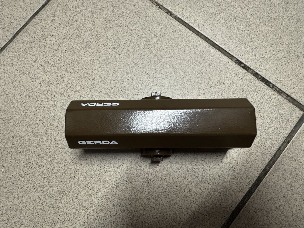Samodomykacz drzwiowy Gerda GD500