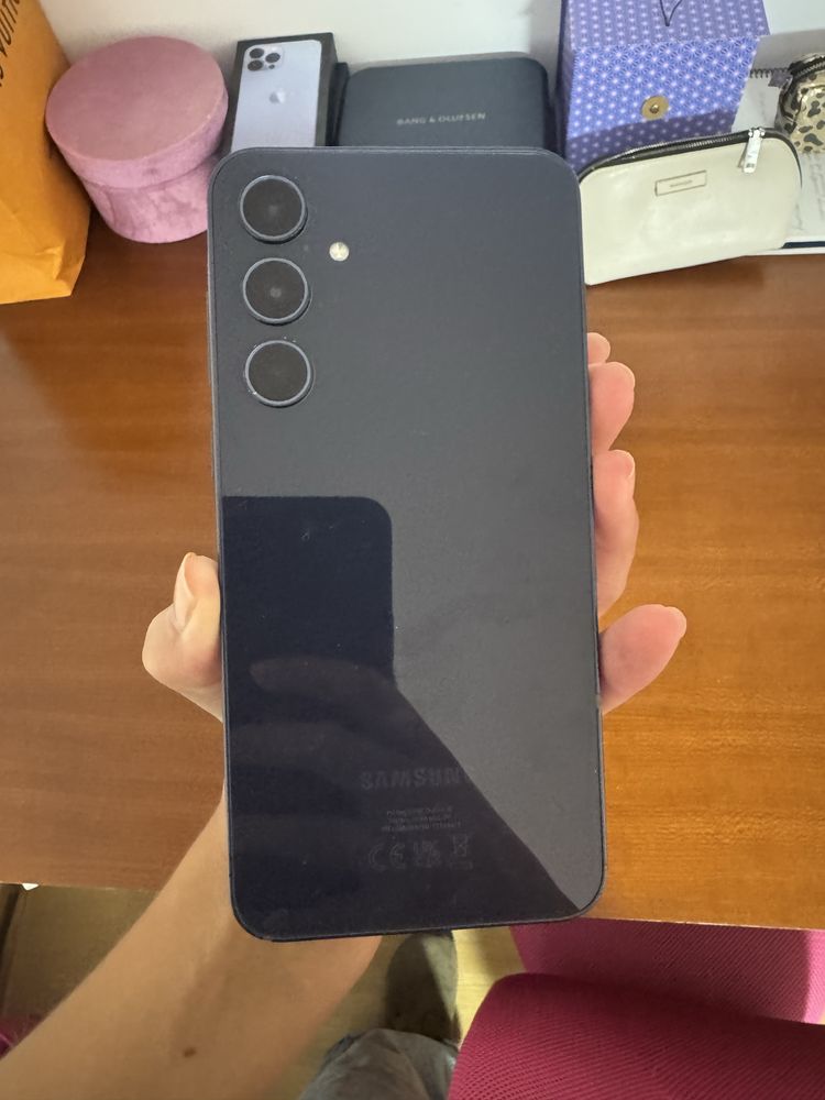 Samsung A35 com pouco uso + Capa