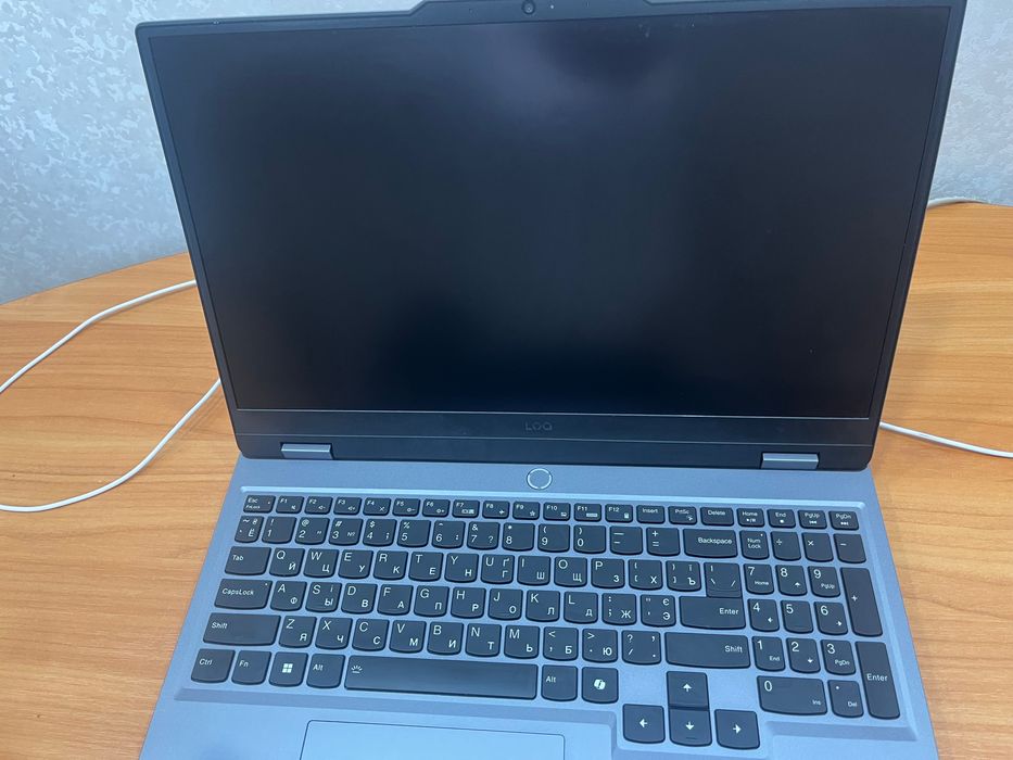 Продам ноутбук Lenovo LOQ 15IAX9
