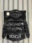 куртка Moncler big logo