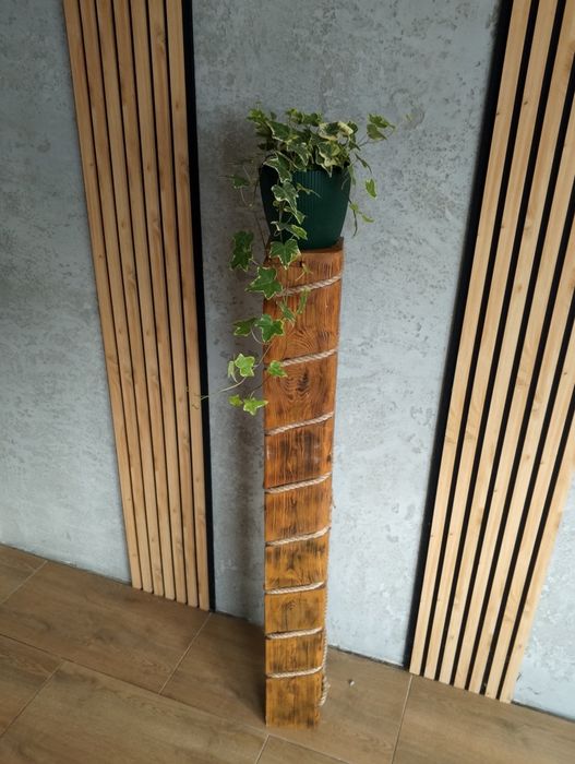 Kwietnik/półka z drewna