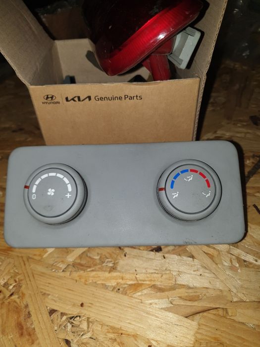 Стоп сигнал  Hyundai H1  Grand Starex