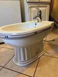 bidet ozdobny z bateria