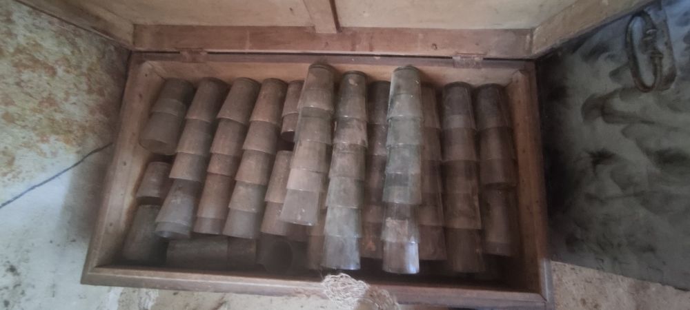 Старовинний посуд