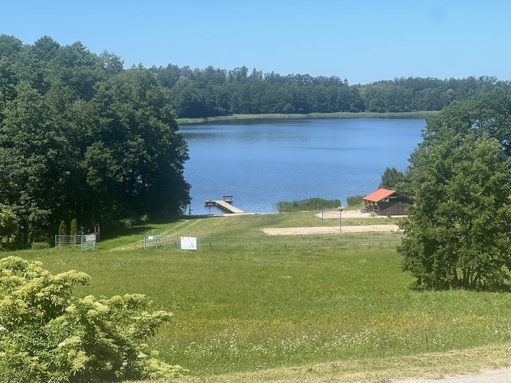 Domek nad jeziorem