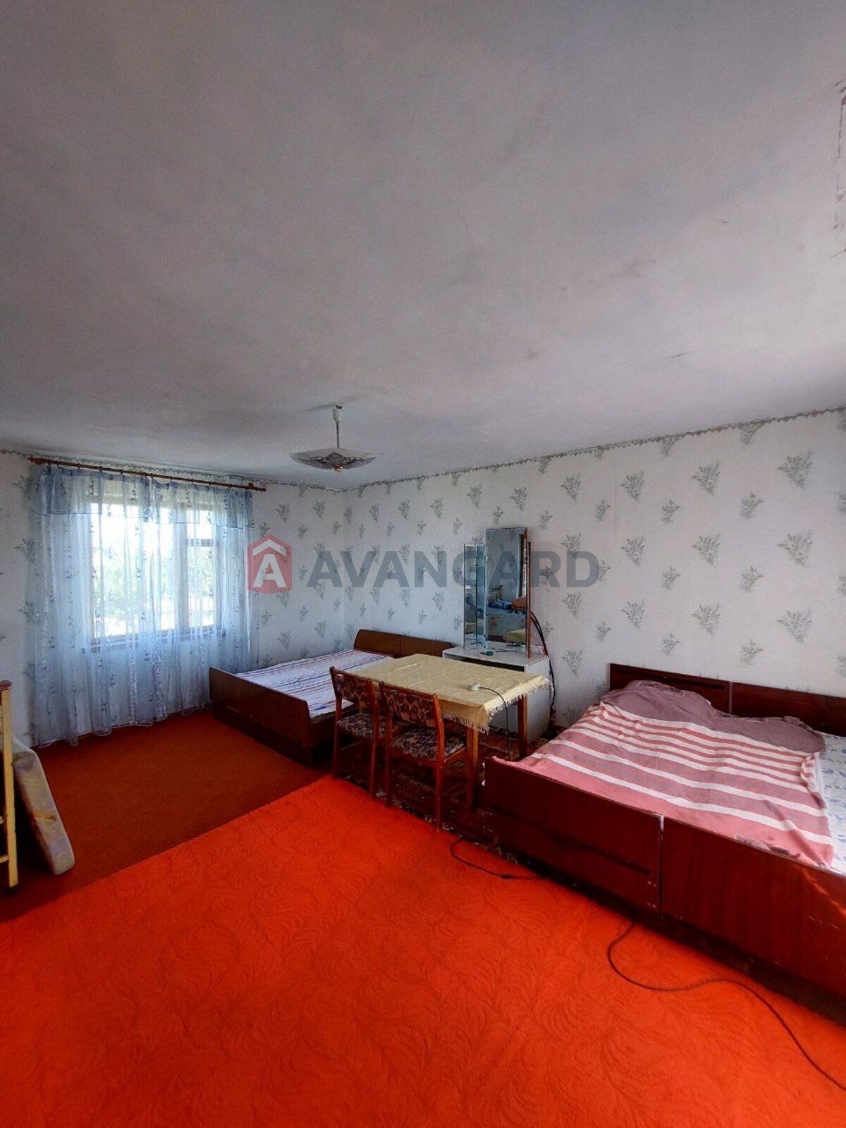 Продам дачу біля лісу та озера