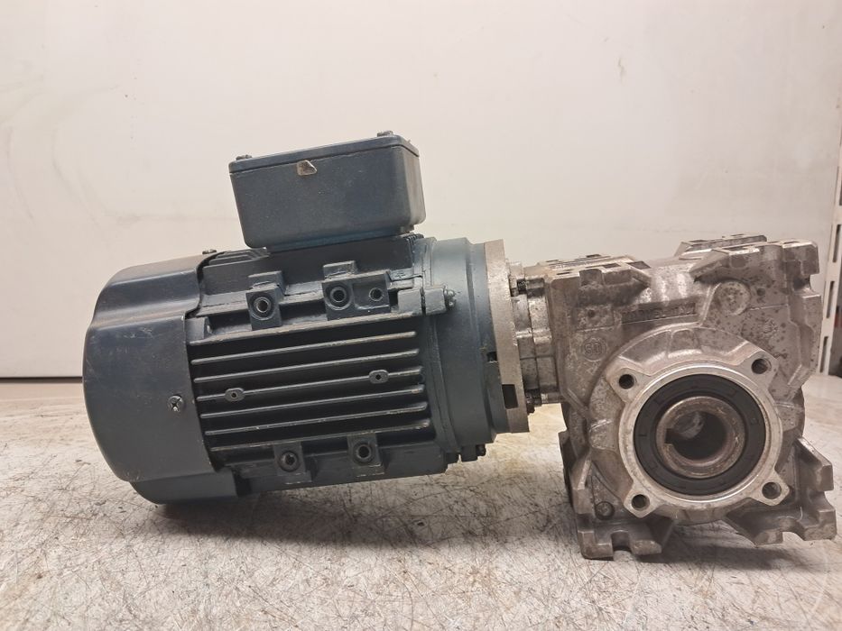 Okazja motoreduktor 0.55kw 93obr naped maszynki do mięsa