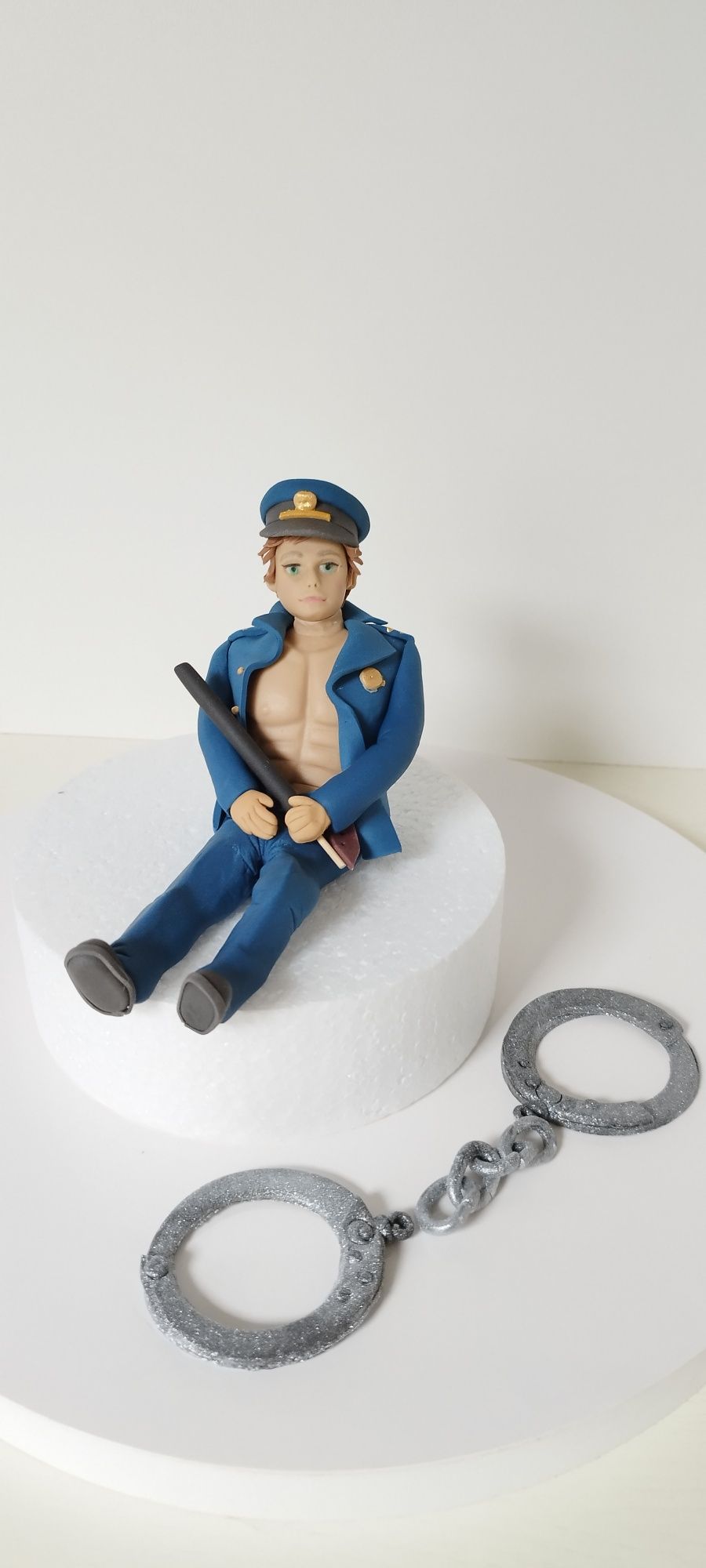 Panieński, figurka na tort, policjant, kajdanki, zestaw z masy cukrowe
