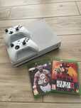 XBOX ONE S 500gb + 2 pady