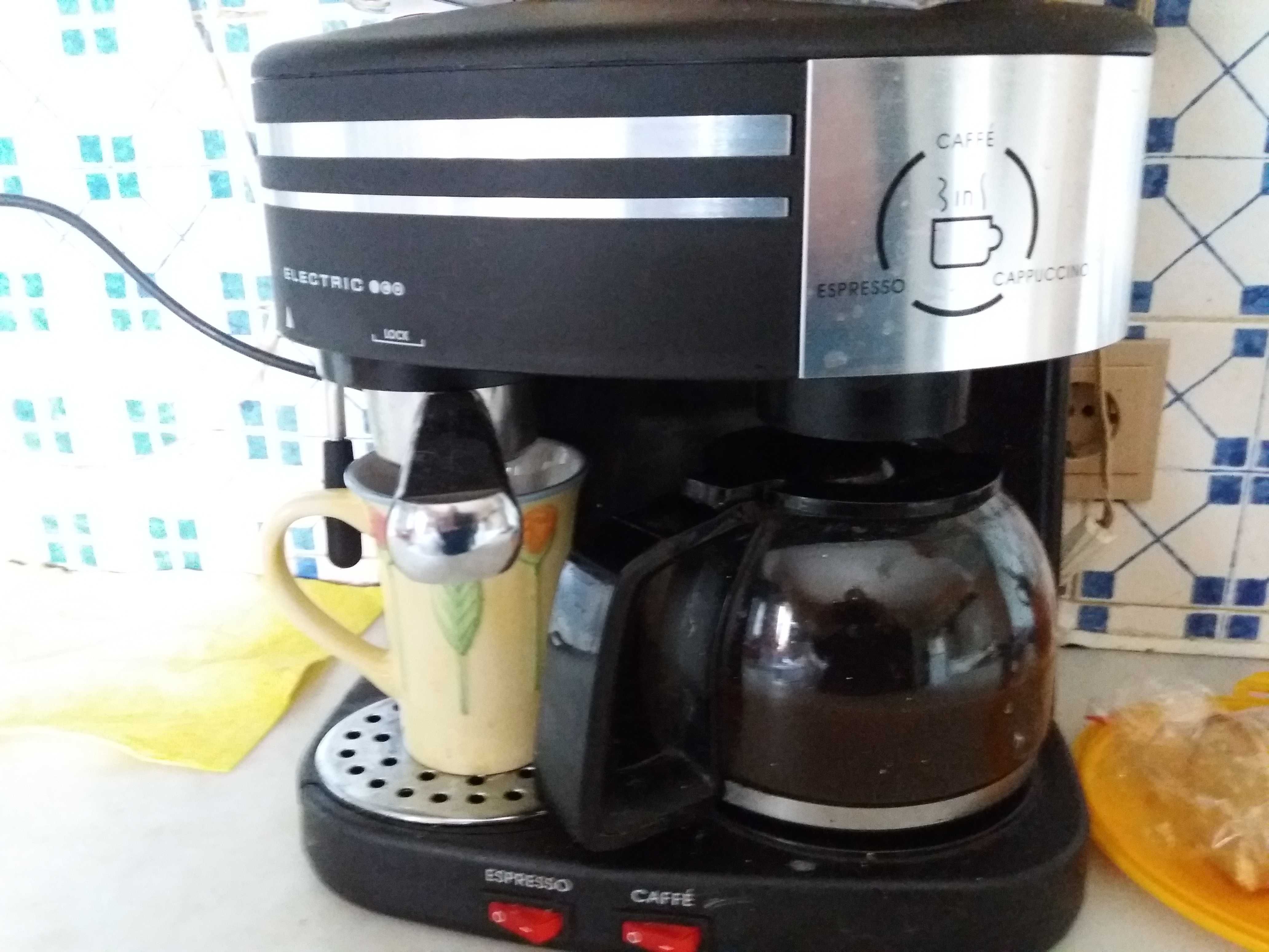 ferro grelhador torradeira ventilador batedeira fondue máquinas café