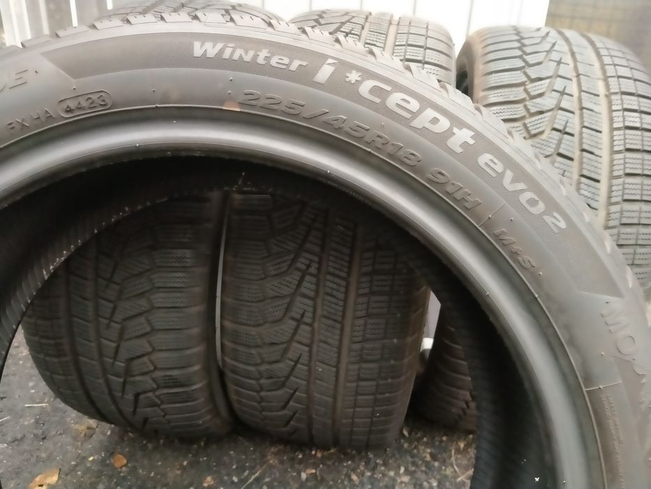 225/45r18 91H 2023r 7,5mm HANKOOK Winteri icept evo2 MO 5 kompletow