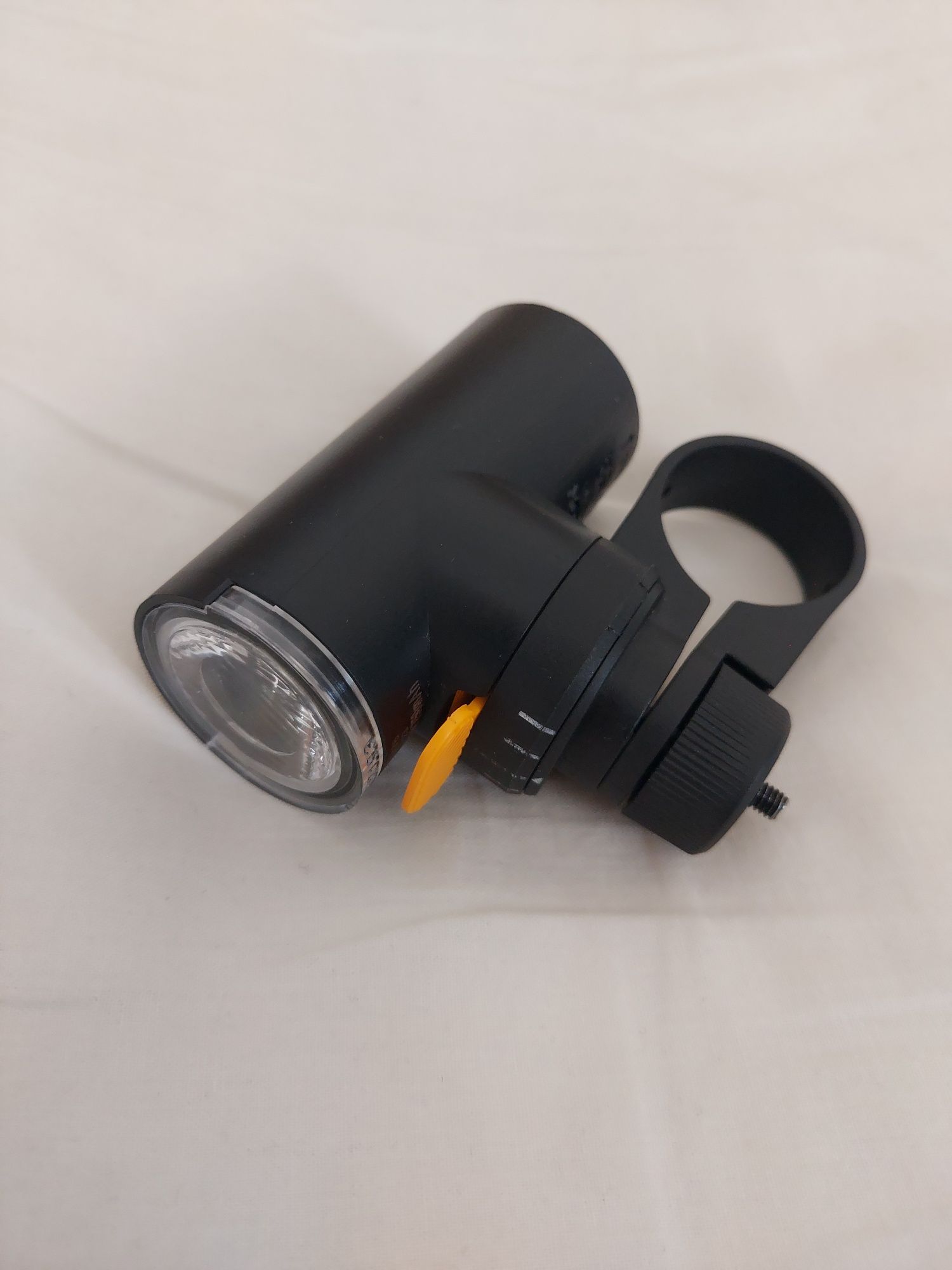 Lampka rowerowa przednia USB oświetlenie drogi LED 60 lum wodoodporna